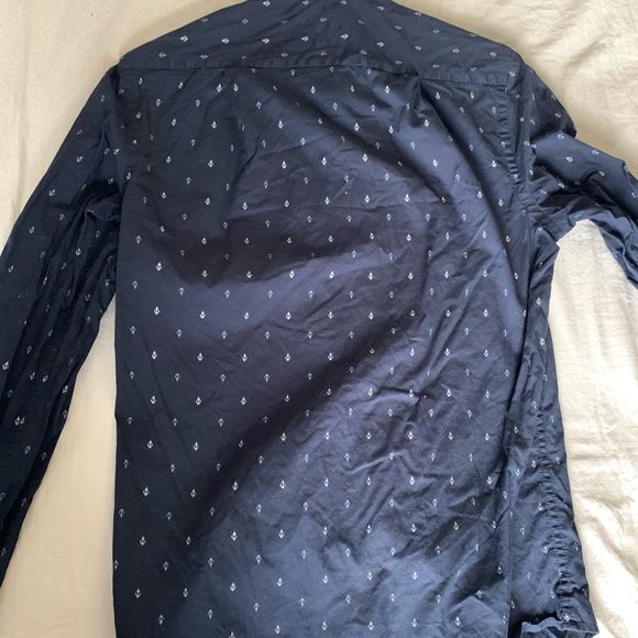 Button up anchor shirt - Picture 2 of 2